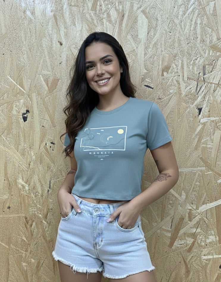 Women's Relaxed Fit Graphic Crop Top